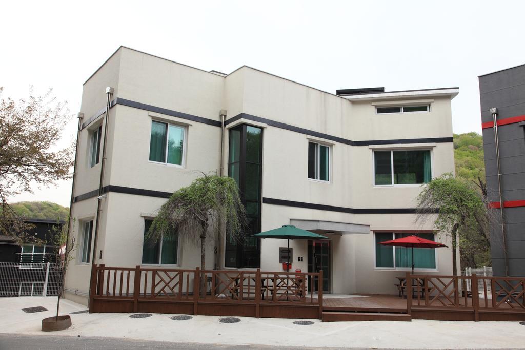 Hwangto Green Village Pension Yongin Exterior foto